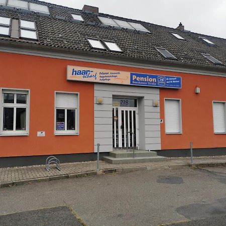 Zimmervermietung Schoenfliesser Stuben Auch Fuer Monteure 艾森许滕施塔特 外观 照片