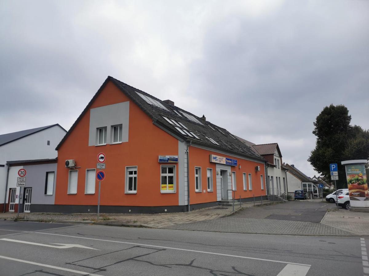Zimmervermietung Schoenfliesser Stuben Auch Fuer Monteure 艾森许滕施塔特 外观 照片